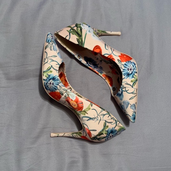 ALDO FLORAL HEELS 🌸 PRICE DROP! - Picture 1 of 4